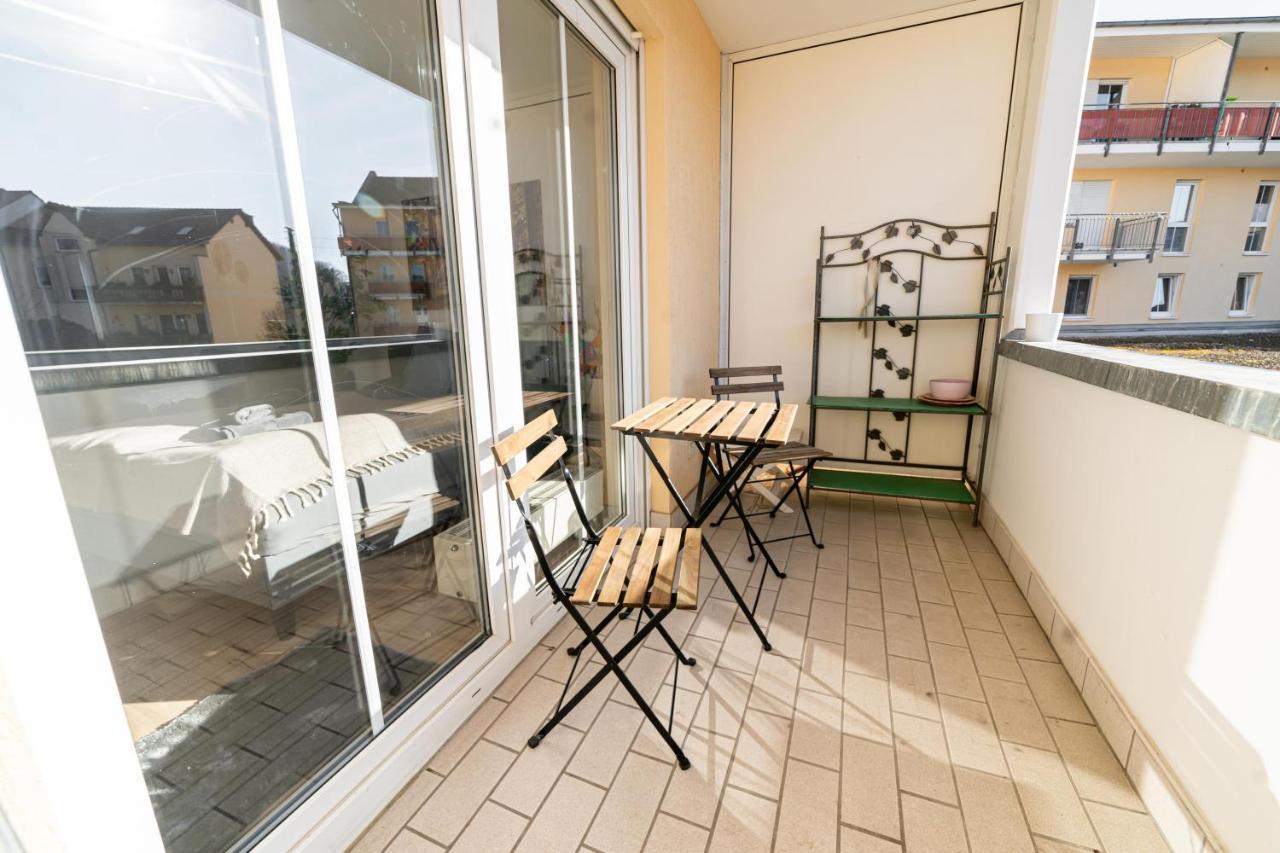 Fullhouse - - K31 - Balcony - 2 Queensize Beds - Smarttv Apartment *